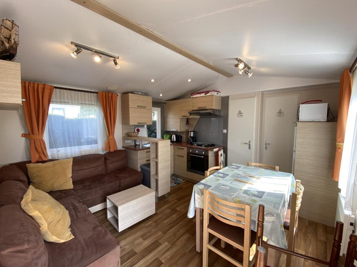 Mobil-Home A Fouras : Proche Plage, 2 Chambres, Tv, Plancha, Parking, Ideal Famille - Fr-1-709-58 Εξωτερικό φωτογραφία